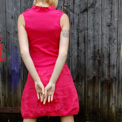 Lněné šaty Šnek malinová — foto 2