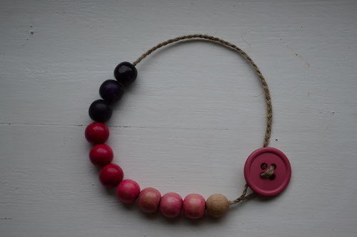 Na provázku s knoflíkem — foto 2