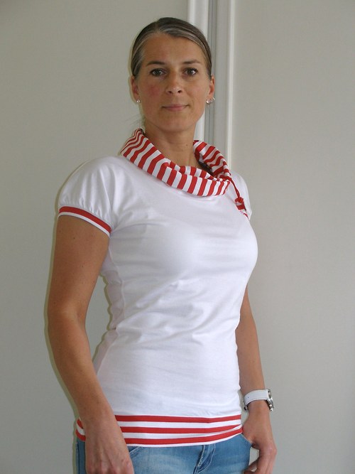 Bílé s knoflíkem....vel.M — foto 3