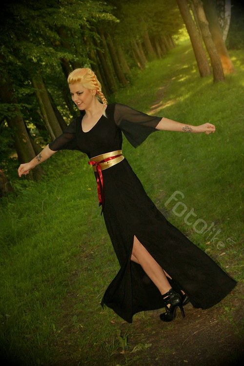 Úpletové šaty — foto 6