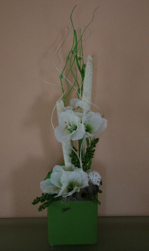 Celoroční dekorace s bílým Amarylisem — foto 2