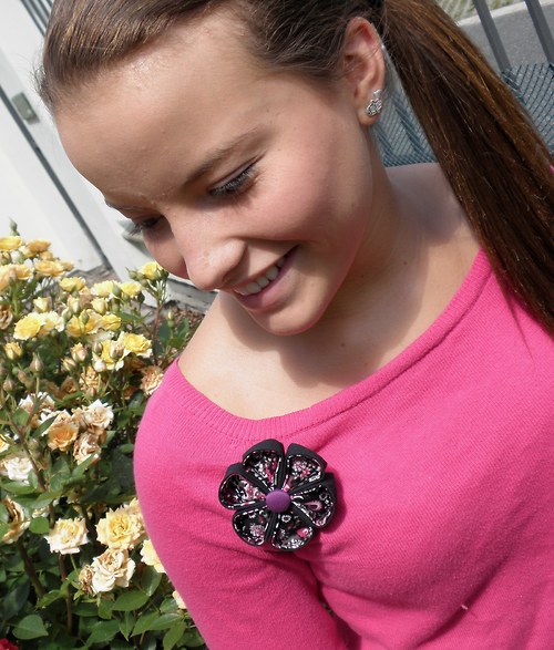 Noční kanzashi brož — foto 2