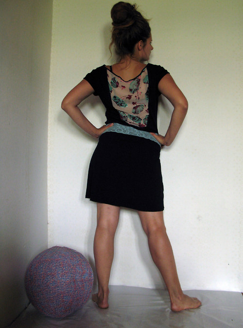 Černé (elegantní) šaty — foto 3
