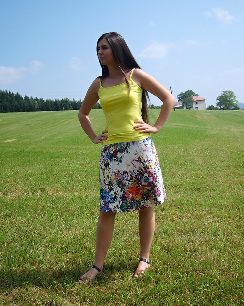 Sukýnka půlkolová — foto 3