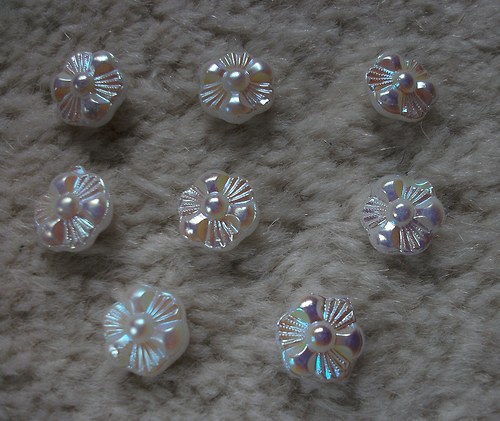 Skleněné knoflíky - 9 ks — foto 2