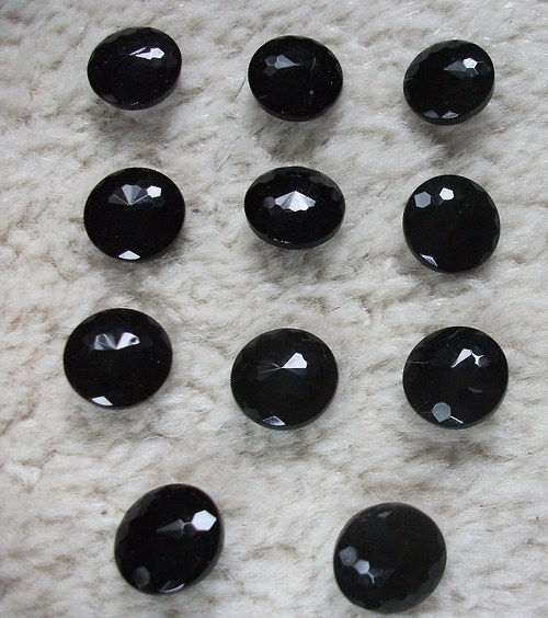 Skleněné knoflíky - 9 ks — foto 2
