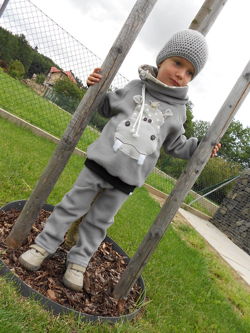 Hrošíci jsou v módě - mikina — foto 3