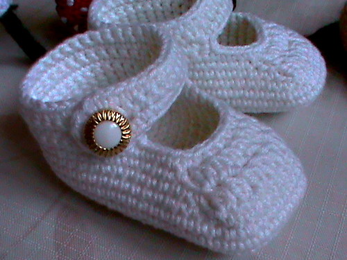 Botičky-bílé se zlatým knoflíkem — foto 2