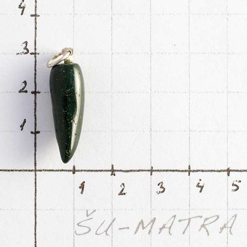 Jaspis- přívěsek, 8x26 mm — foto 2
