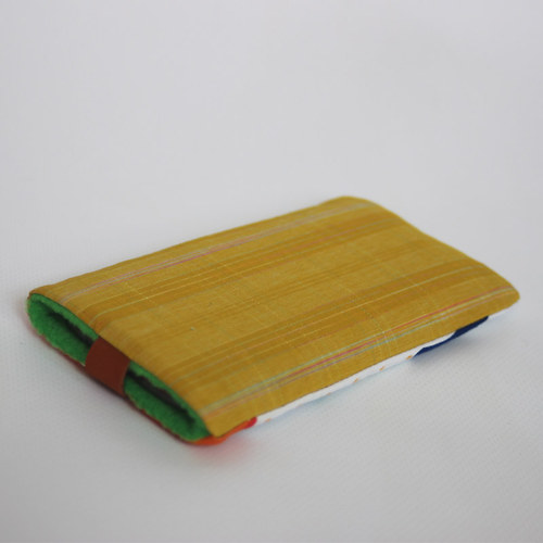 Obal na telefon se srnečkou — foto 4