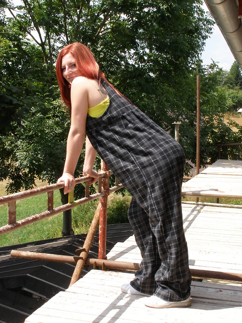 Krtečkové gatě - Tmavé káro — foto 2