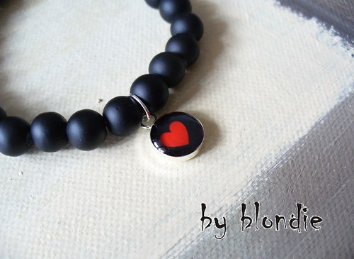 All You Need Is Love - náramok — foto 2