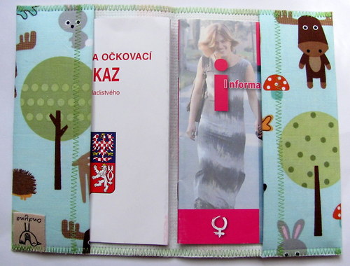 Obal na očkovací průkaz - lesní — foto 2