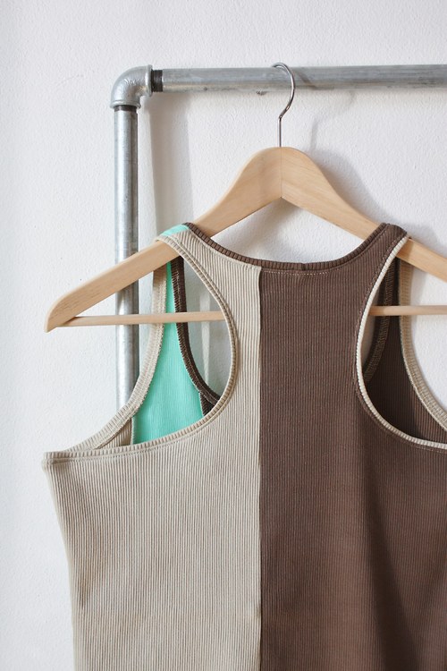 Tílko — foto 5