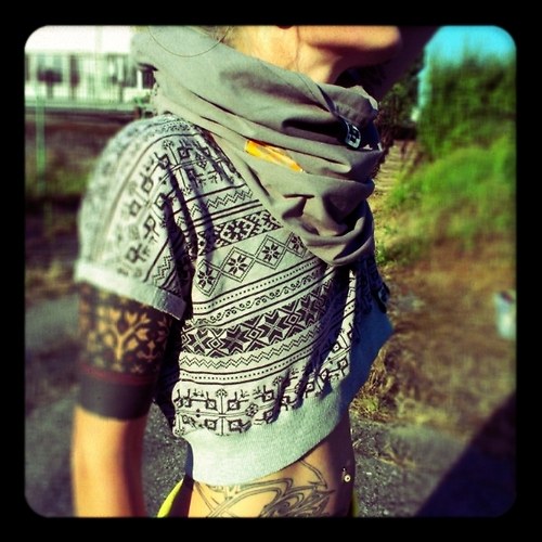 Neck-on — foto 2