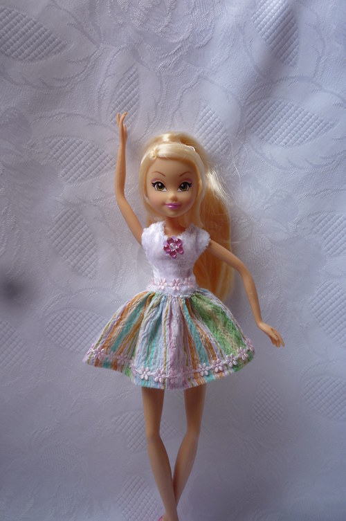 Letní šaty pro Winx — foto 3
