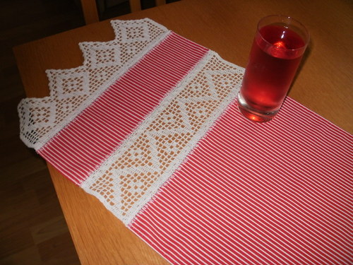 Veselý proužkovaný běhounek. — foto 3