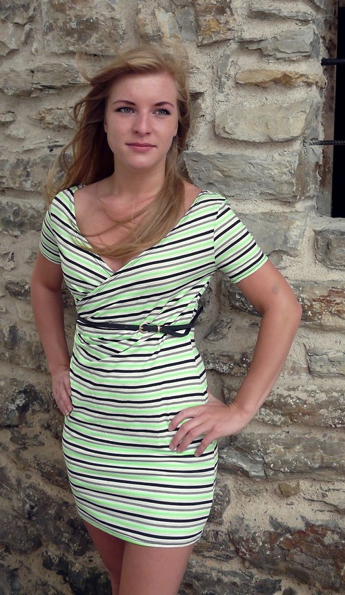 Šaty Green — foto 5