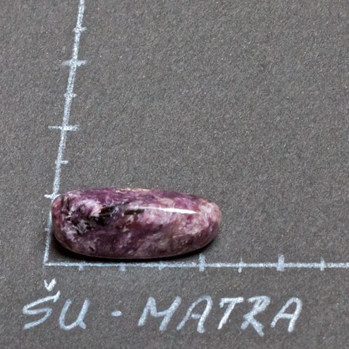 Čaroit — foto 2