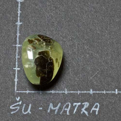 Prehnit s epidotem — foto 2
