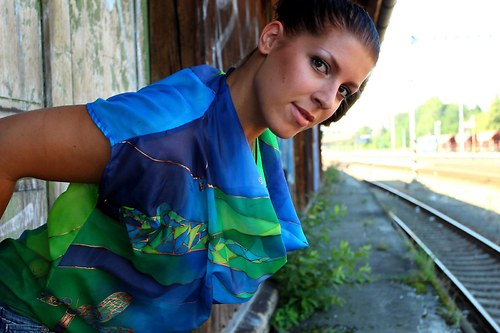 Halenka z pravého hedvábí — foto 5