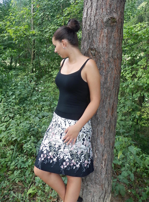 Sukně s květy — foto 2