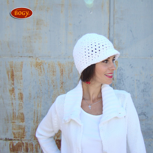 Háčkovaná kšiltovka sněhově bílá — foto 3