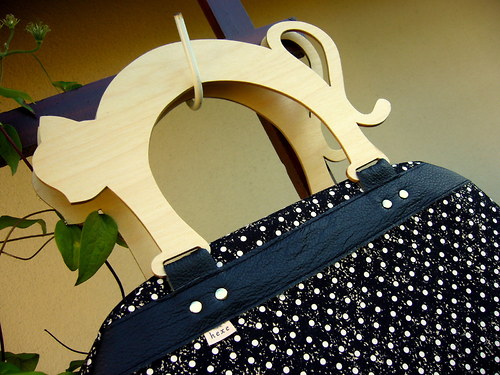 Kožená - Cat and dots — foto 3