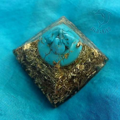"Tyrkysový sen" - orgonit pyramidka tyrkenit — foto 2