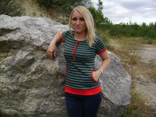 Zelené pruhované tričko — foto 2