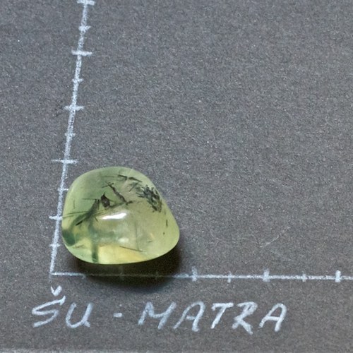 Prehnit s epidotem — foto 2