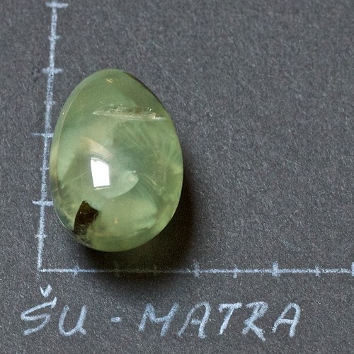 Prehnit s epidotem — foto 2
