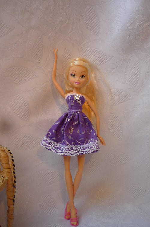 Krátké šaty pro Winx — foto 2