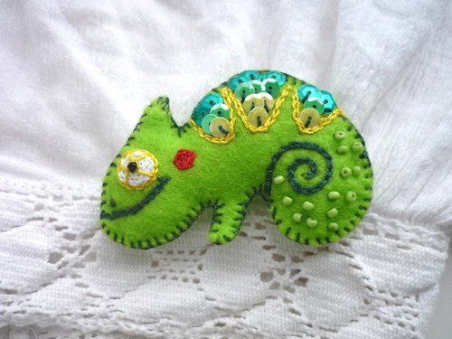 Brož -chameleon Tonda — foto 3