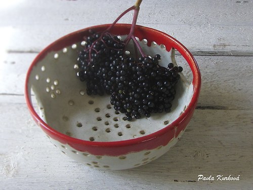 Pomocník s červeným okrajem — foto 3