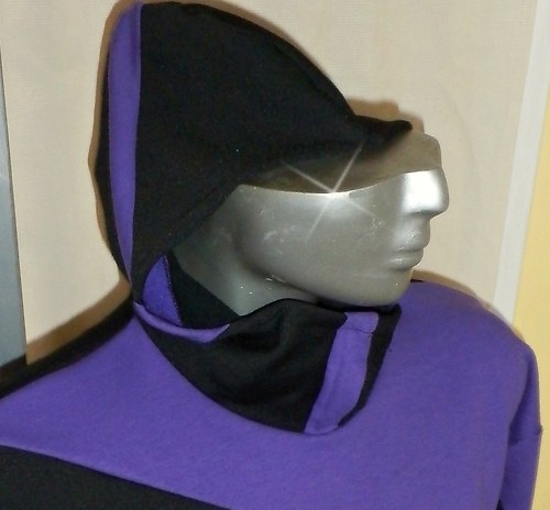 Sweatshirt with hood - " NUMBER ONE " — foto 2