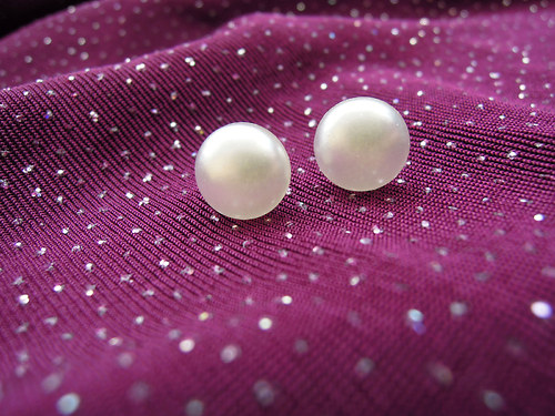 Bílé lesklé pecičky 1cm - chirurgická ocel — foto 2