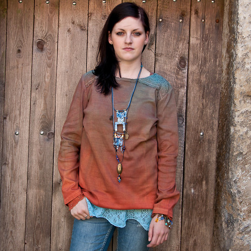 Triko s krajkovou vsadkou - vel.L — foto 4