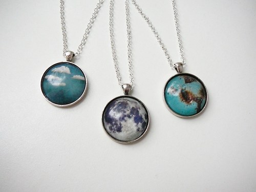 On the MooN — foto 2