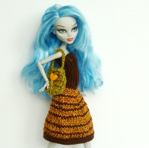 Olivová kabelka pro Barbie — foto 2
