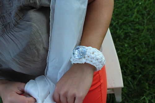 Bílý, třpytivý, XXL — foto 4
