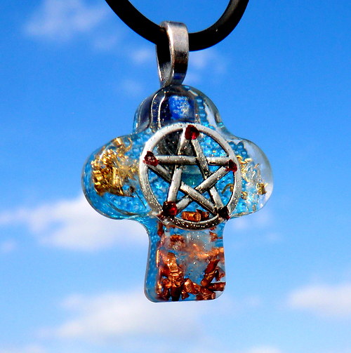 Orgonitový šperk Mi3* Pentagram se 7 granáty — foto 3