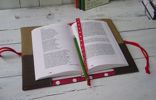Čtu ráda...kdekoliv... č.326 — foto 2