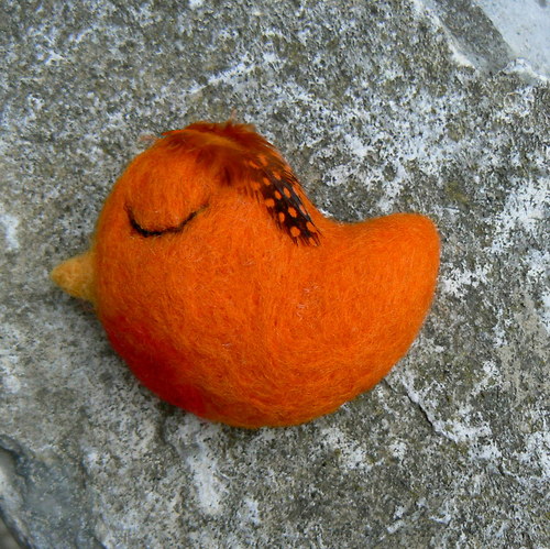 Spící ptáček - oranžový — foto 2
