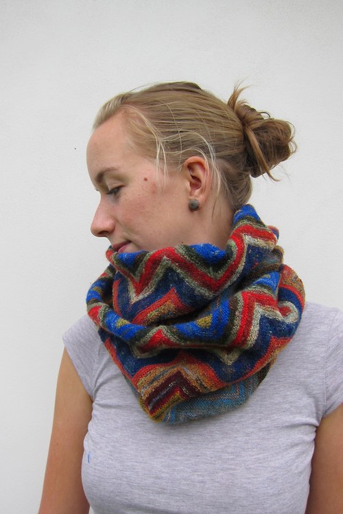 Dvojitý nákrčník "Missoni" — foto 2