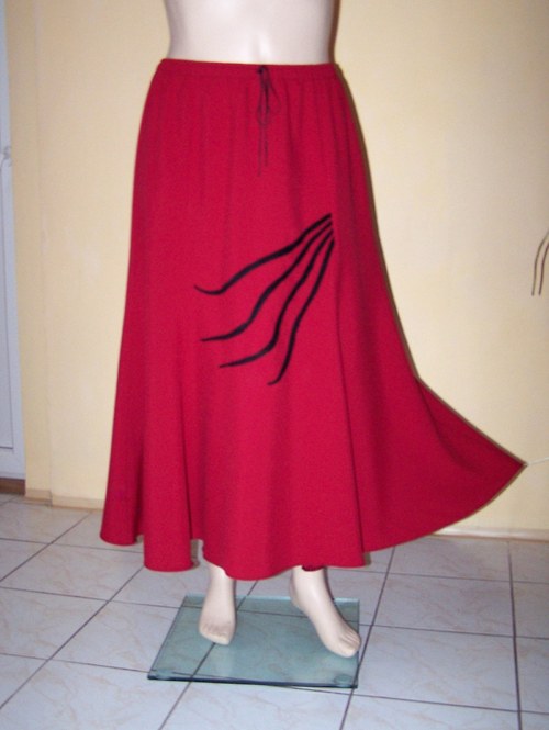 Šestidílná sukně ,,Red Romance" — foto 4