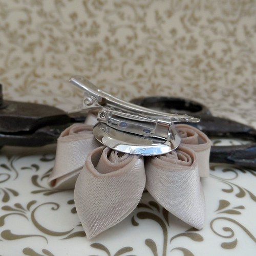 Kanzashi sponka/brož Chika — foto 3