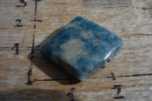 Vrtaný lapis lazuli č. P1332 Sleva!! — foto 3