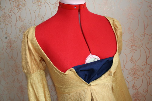 Princeznovské šaty — foto 2