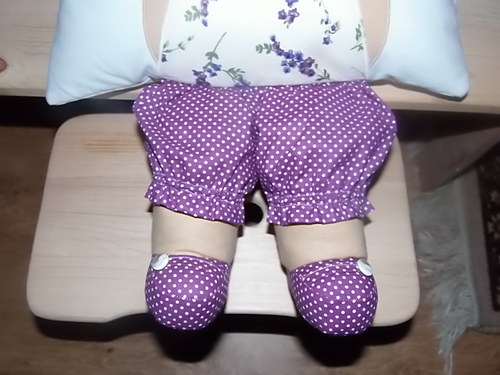Polštářek s nožičkami — foto 3
